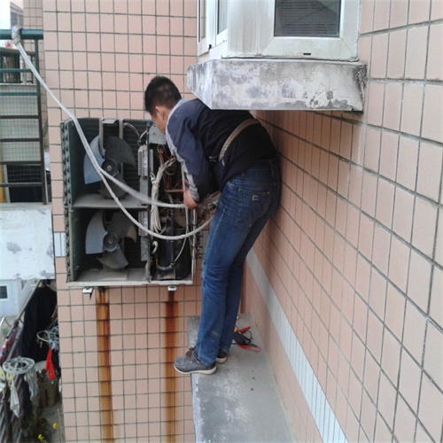 新津空调维修 空调移机加氟 空调上门拆机